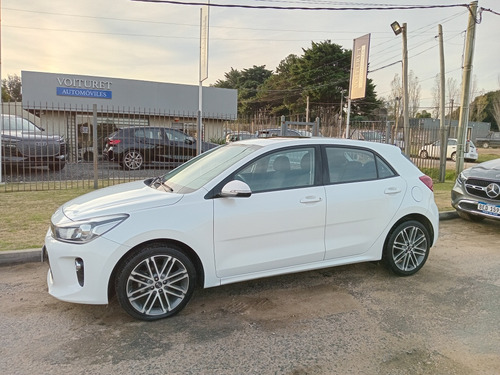 Kia Rio 1.4 Ex 109cv 4at
