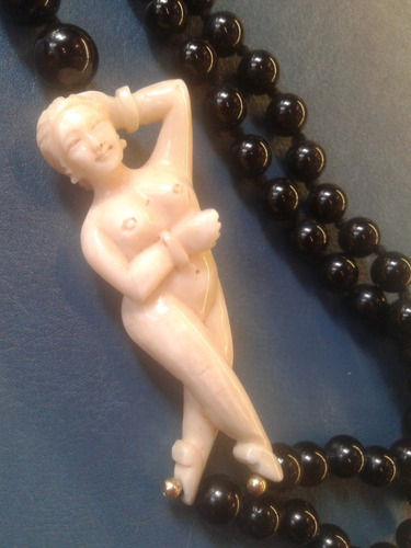 Collar Onice Negro Escultura Coral Dama Mujer Oro Plata