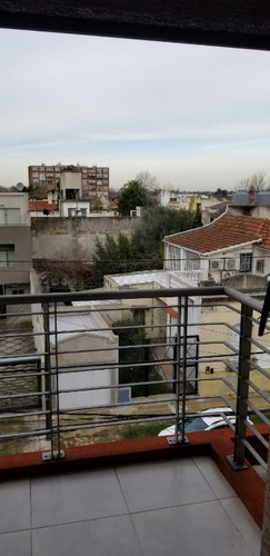 Imagen 6 de 13 de Departamento En Venta En Castelar Sur