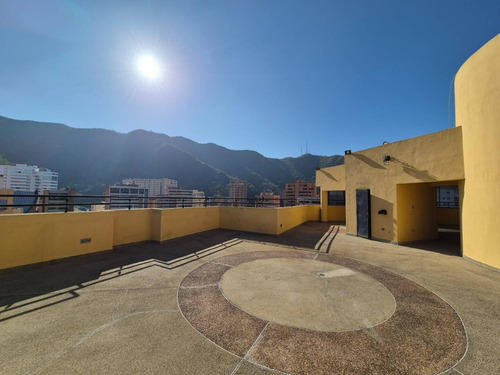 Annic Coronado Vende Oportunidad Penthouse De189 M2 Área Construida Mas 189 M2 De Terraza Ref. 265856