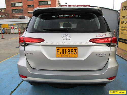 Toyota Fortuner Sw4 2800cc 4x4