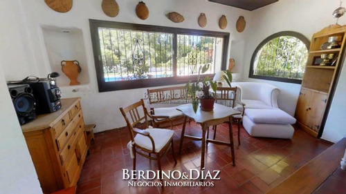 Exclusiva Y Hermosa Casa Ideal Para Vivir Todo El Año En Punta Del Este- Ref: 364