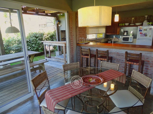 Imagen 7 de 30 de Villa Juana - Bungalow 2 En Punta Del Diablo
