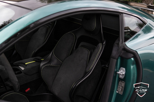 Aston Martin Vantage F1 2023