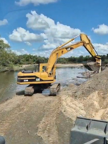 Retros Compactadores Motoniveladoras Excavadoras Chatas Zorr