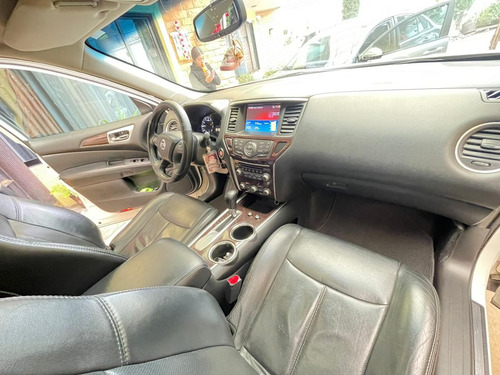 Nissan Pathfinder 3.5 Exclusive 4x4 Cvt
