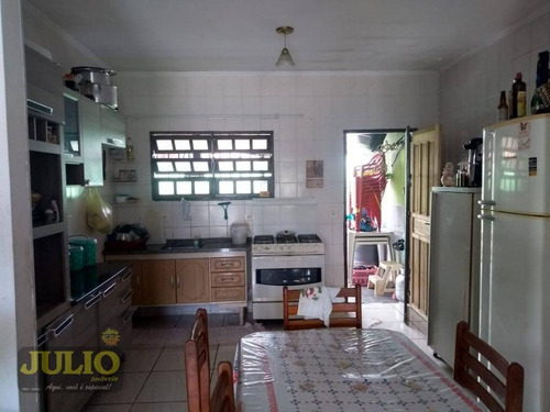Imagem 14 de 15 de Repasse De Divida Com R$ 140 Mil. Ótima Casa Com Um Amplo Quintal 2 Dormitórios À Venda, 107 M² Por R$ 240.000 - Flórida Mirim - Mongaguá/sp - Ca3686