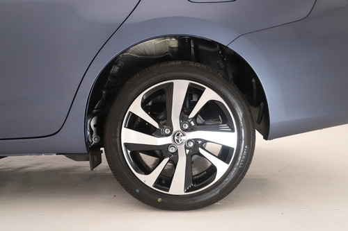 Imagen 21 de 25 de Toyota Yaris 1.5 Xls Pack Cvt Sedan 4p 0km 2023