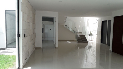 Imagen 2 de 14 de Remate De Casa Cerca Udla En Puebla