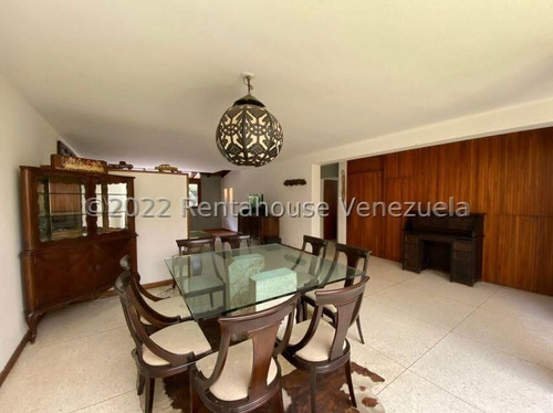 Imagen 4 de 21 de George Tahan #23-5559 Venta Acogedora Casa Duplex, Con Amplios, Integrados E Iluminados Espacios De Ambiente Boho-chic Que Conducen A Un Agradable Jardín Posterior.