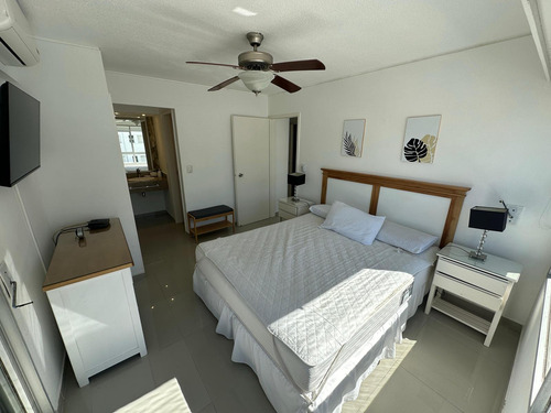 Departamento En Alquiler Y Venta, Peninsula, Punta Del Este.