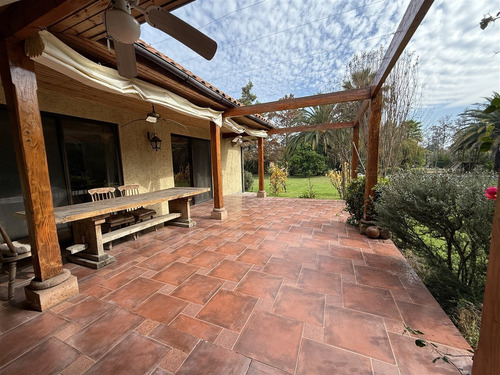 Casa En Venta De 3 Dorm. En Calera De Tango. Camino Lonquen