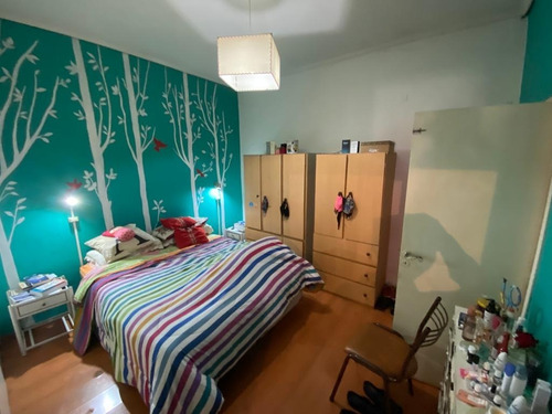 Imagen 9 de 18 de Hermoso Chalet En Zona Comercial