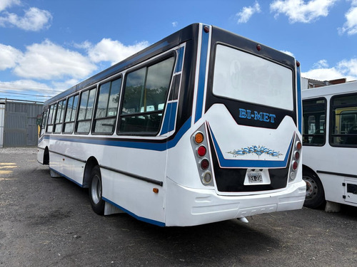 Colectivo Mercedes Benz Of 1418 Año 2014