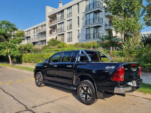 Toyota Hilux 2.8 Cd Srx 177cv 4x4 At