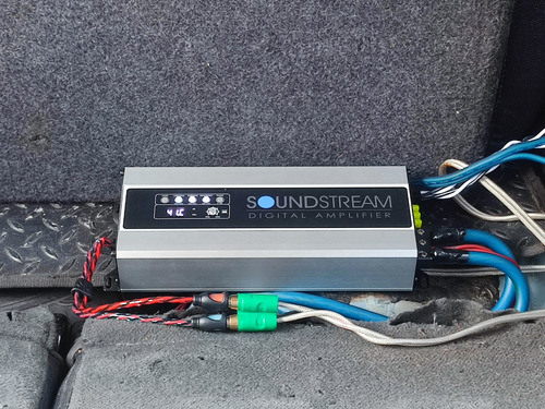 Amplificador Soundstream Clase D Jl Hertz Kicker Pioneer Mtx Negro (Usado)