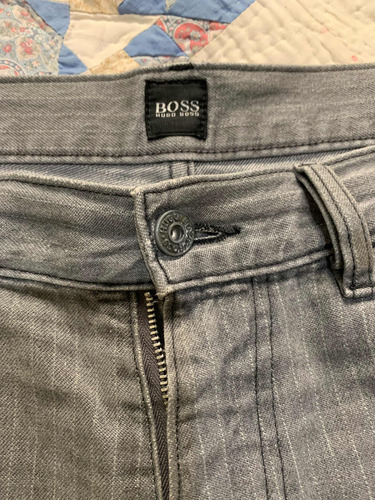 Jean Hugo Boss Color Gris Con Rayas Talla 34x32