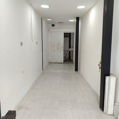 Alquiler/ Local/ El Pedregal/ 30m2/ 1b