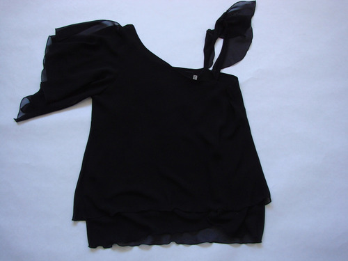Conjunto En Crepe Pantalon Palazzo Y Musculosa Bordada