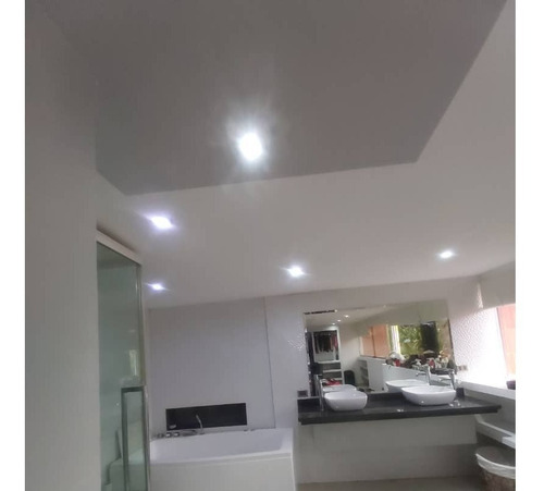 Imagen 17 de 25 de Vendo Espectacular Townhouse Totalmente Amoblado Bonaventure Home Mañongo Naguanagua Totalmente Amoblado Y Equipado
