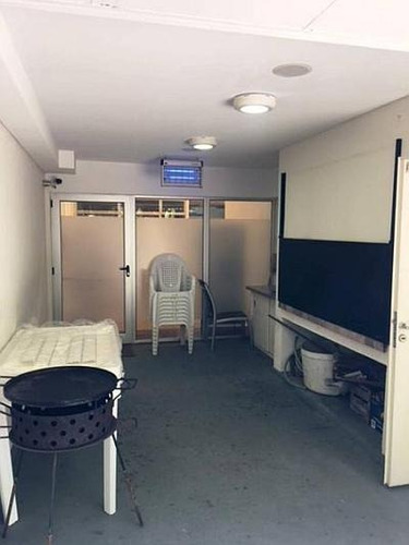 Imagen 8 de 14 de Distribuido En Planta Baja Y Entrepiso | Muy Buen Estado | Reservado