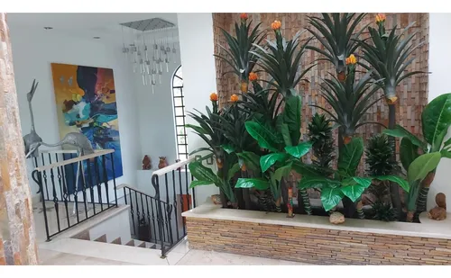 Medellin Venta De Espectacular Casa Con Diseño Y Ubicación Inmejorable