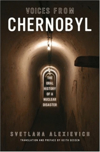 Libro Voices From Chernobyl (inglés)