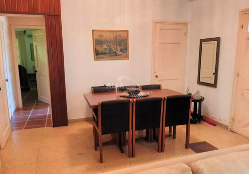 Imagen 2 de 11 de Cantegril, Casa De 2 Dormitorios - Punta Del Este Cantegril