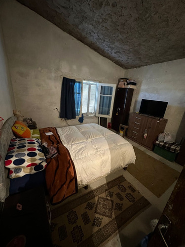 Casas Con Apto Al Fondo Y Gran Terreno En Las Piedras