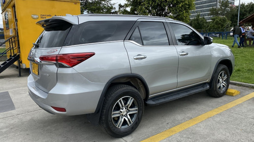 Imagen 7 de 20 de Toyota Fortuner