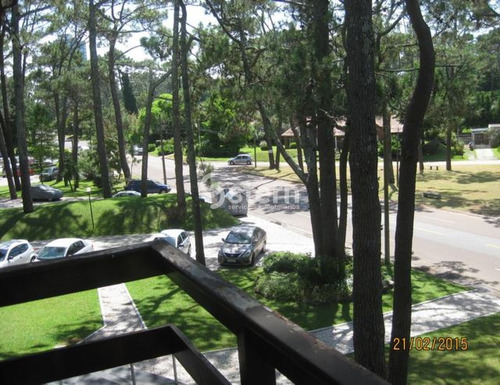 Imagen 2 de 17 de Venta Apartamento 2 Dormitorios, Playa Mansa, Punta Del Este