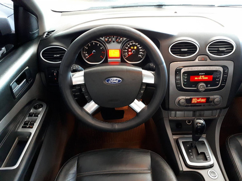 Ford Focus 2.0 Ghia Sedan 16v Gasolina 4p Automático