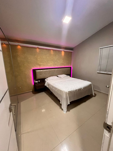 Cv-1613 Zona Norte Townhouse Villa Aloha Avenida Universidad
