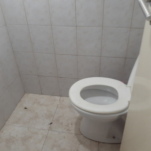 Imagen 8 de 14 de Local En Alquiler En La Tablada