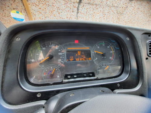 Imagem 4 de 4 de Mercedez-bens Atron 2324 Azul 2013