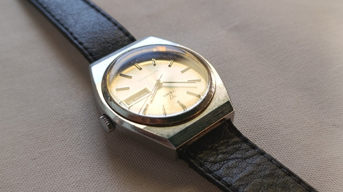 Reloj Yema Automatic Deluxe Day-date France Ebauche 4612a Negro Plateado Dorado (Usado)