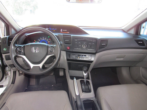 Imagem 5 de 11 de Honda Civic 2.0 Lxr 16v Flex 4p Automático