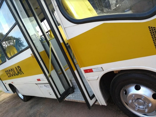 Imagem 3 de 10 de Neobus Thunder+ Mb 915 Micro Escolar 2006