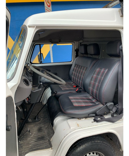 Volkswagen Kombi 1.4 MI FURGÃO 8V FLEX 3P MANUAL
