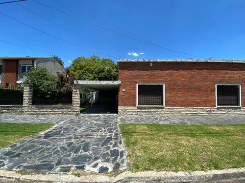 Venta | Merlo | Casa 4 Ambientes | Alberdi 300 | Us$220.000 