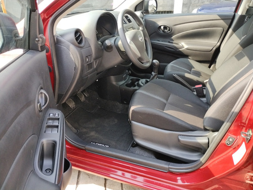 Nissan V-Drive 1.6 Mt A/C Audio