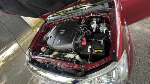Toyota Fortuner 2011 4x4