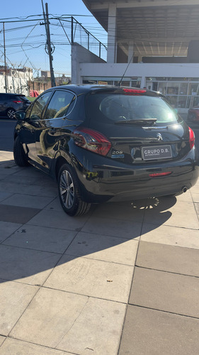 Peugeot 208 1.6 Feline