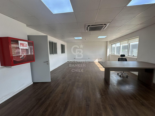 Bodega Con Oficina | Lampa