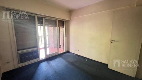 Venta - Semipiso Av Santa Fe 2 Dormitorios Y Dependencia