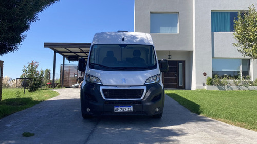 Motorhome Peugeot Boxer 2023 4 Personas