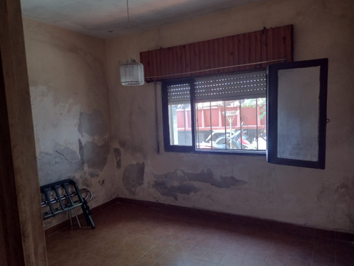 Casa Con Departamento Incluído ( Leer Descripción )