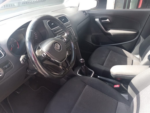 Imagen 10 de 15 de Volkswagen Polo 2017 1.6 Mt