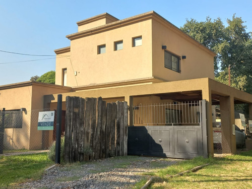 Hermosa Y Moderna Casa En Venta, Marcos Paz