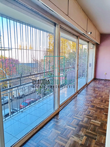 Punta Carretas 3 Dormitorios 2 Baños Más Servicio Completo Garaje Calefacción Gran Planta A Reciclar